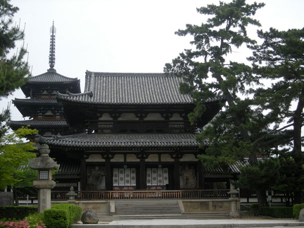 世界最古の木造建築物 法隆寺