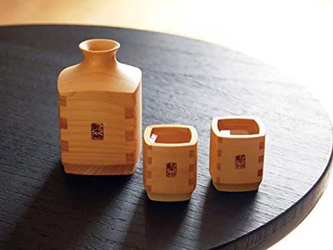 素材に優れたお洒落な国産材製品・木製品