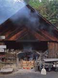 炭焼き小屋の写真